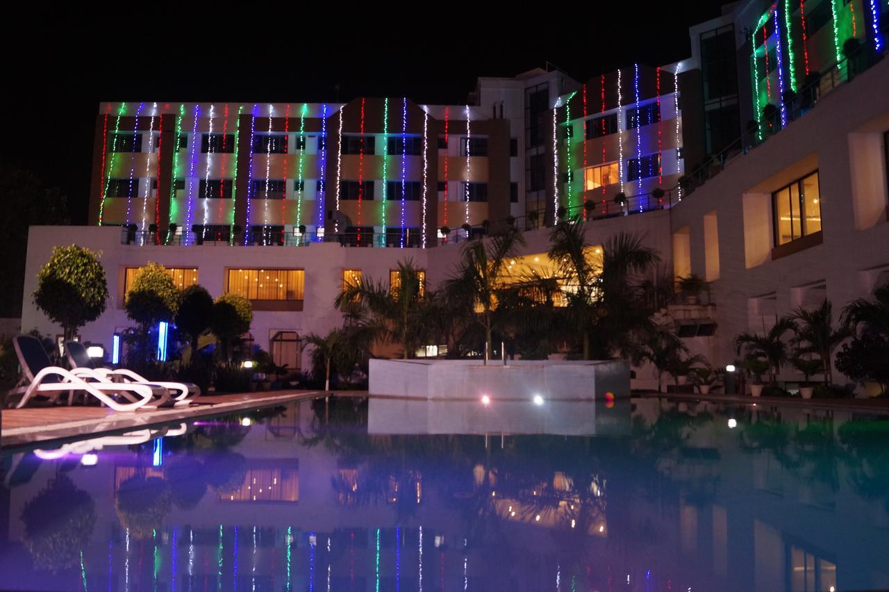 Kamlesh Continental Hotel Angul Eksteriør billede