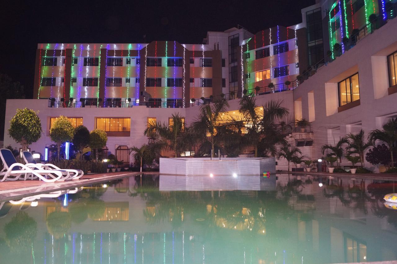 Kamlesh Continental Hotel Angul Eksteriør billede