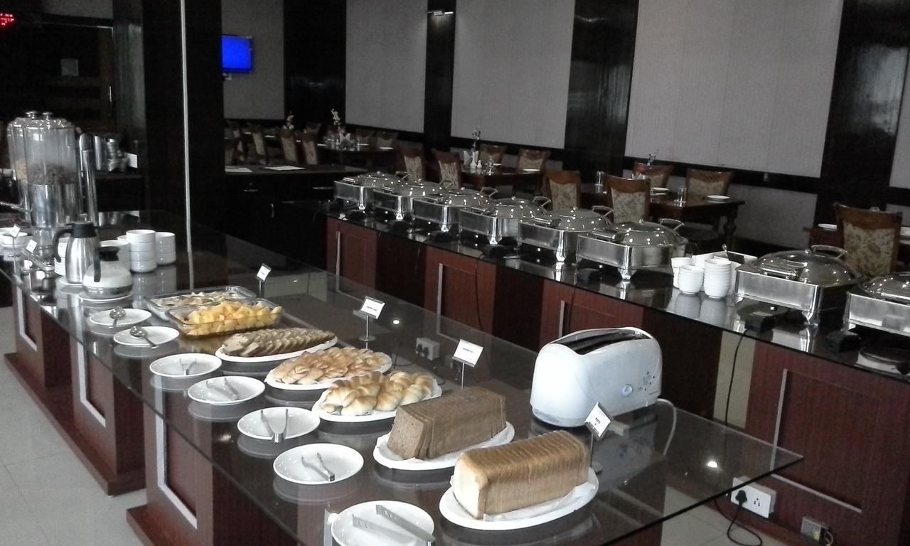 Kamlesh Continental Hotel Angul Eksteriør billede